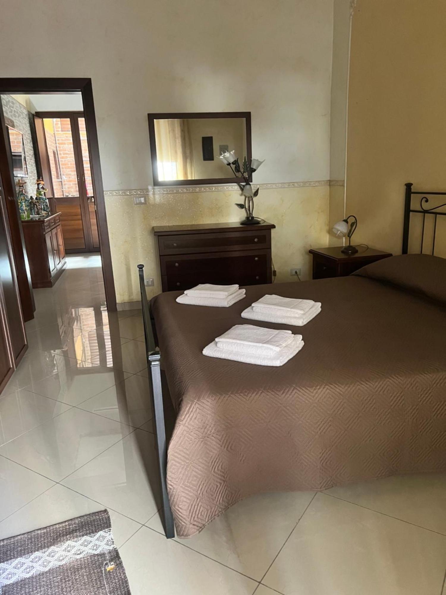 De Lorenzo 21 Apartment Catania Ngoại thất bức ảnh